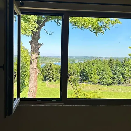 ヴィラ Rogaty Dworek Z Sauna I Widokiem Na Jezioro Kornatka (Myslenice)