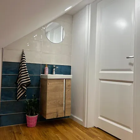 Villa Rogaty Dworek Kornatka (Myslenice)