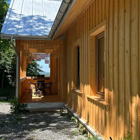 Rogaty Dworek Villa Kornatka (Myslenice)