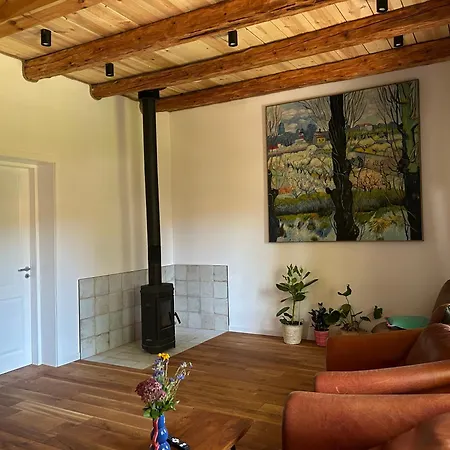 Rogaty Dworek Villa Kornatka (Myslenice)