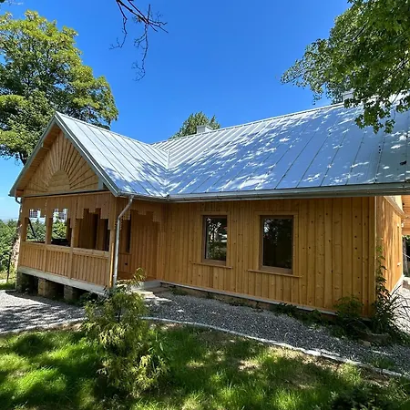 Rogaty Dworek Villa Kornatka (Myslenice)
