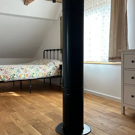 Rogaty Dworek Z Sauna I Widokiem Na Jezioro ヴィラ Kornatka (Myslenice)
