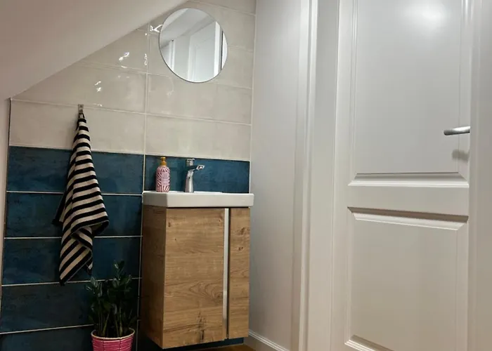 Villa Rogaty Dworek Kornatka (Myslenice)