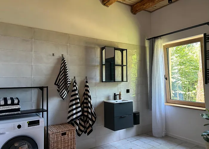 Villa Rogaty Dworek Kornatka (Myslenice)