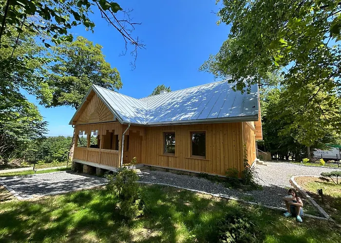 Rogaty Dworek * Kornatka (Myslenice)